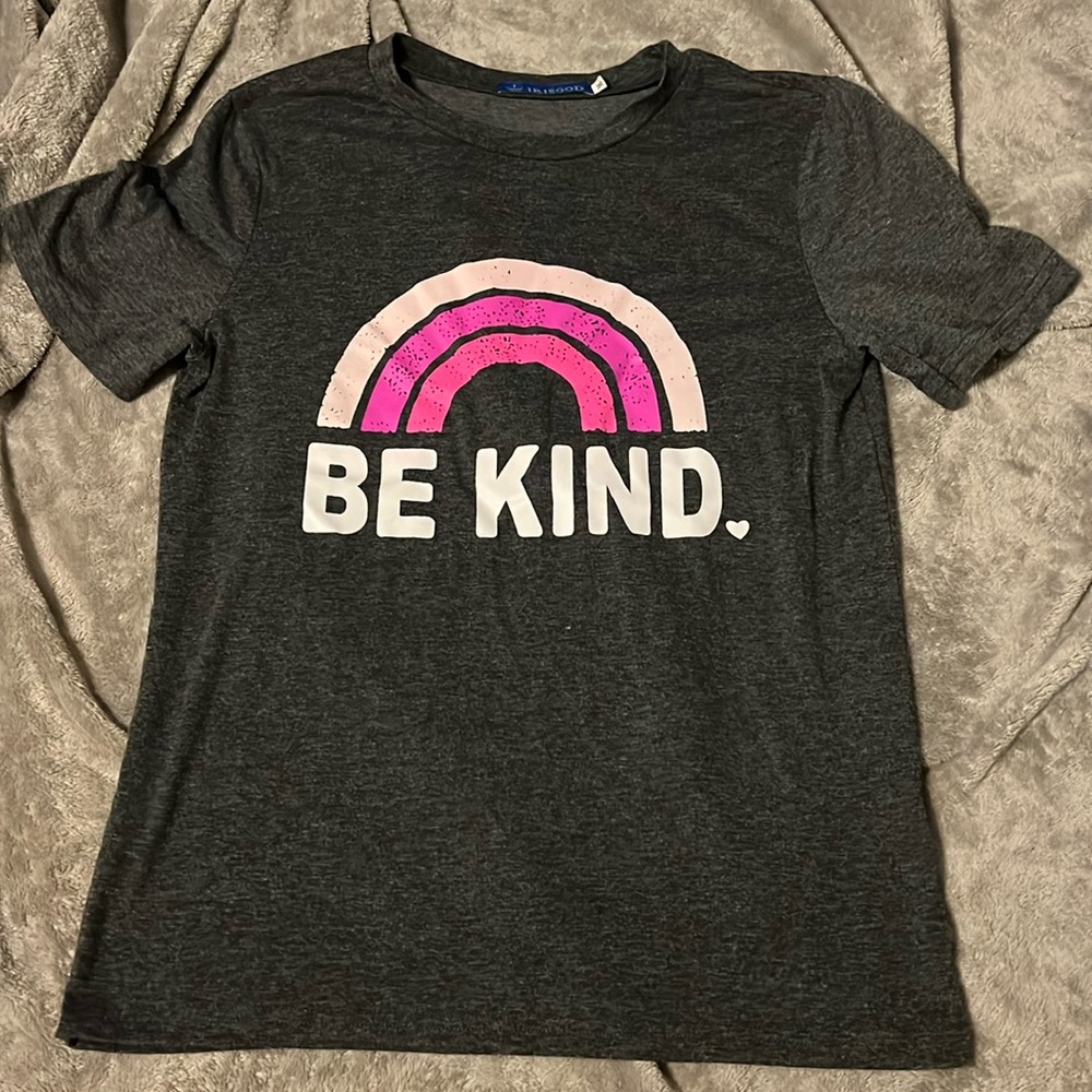 Graphic tee